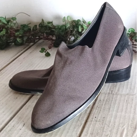 Donald J. Pliner | Shoes | Donald J Pliner Vintage Grey  display picture 1
